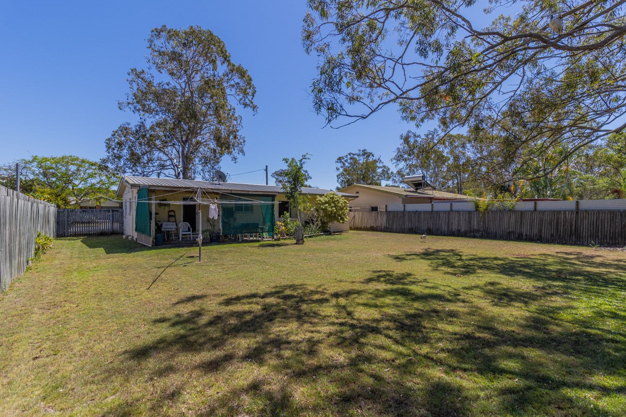 4 Riley Street, Urangan QLD 4655, Urangan - Thumbnail 3