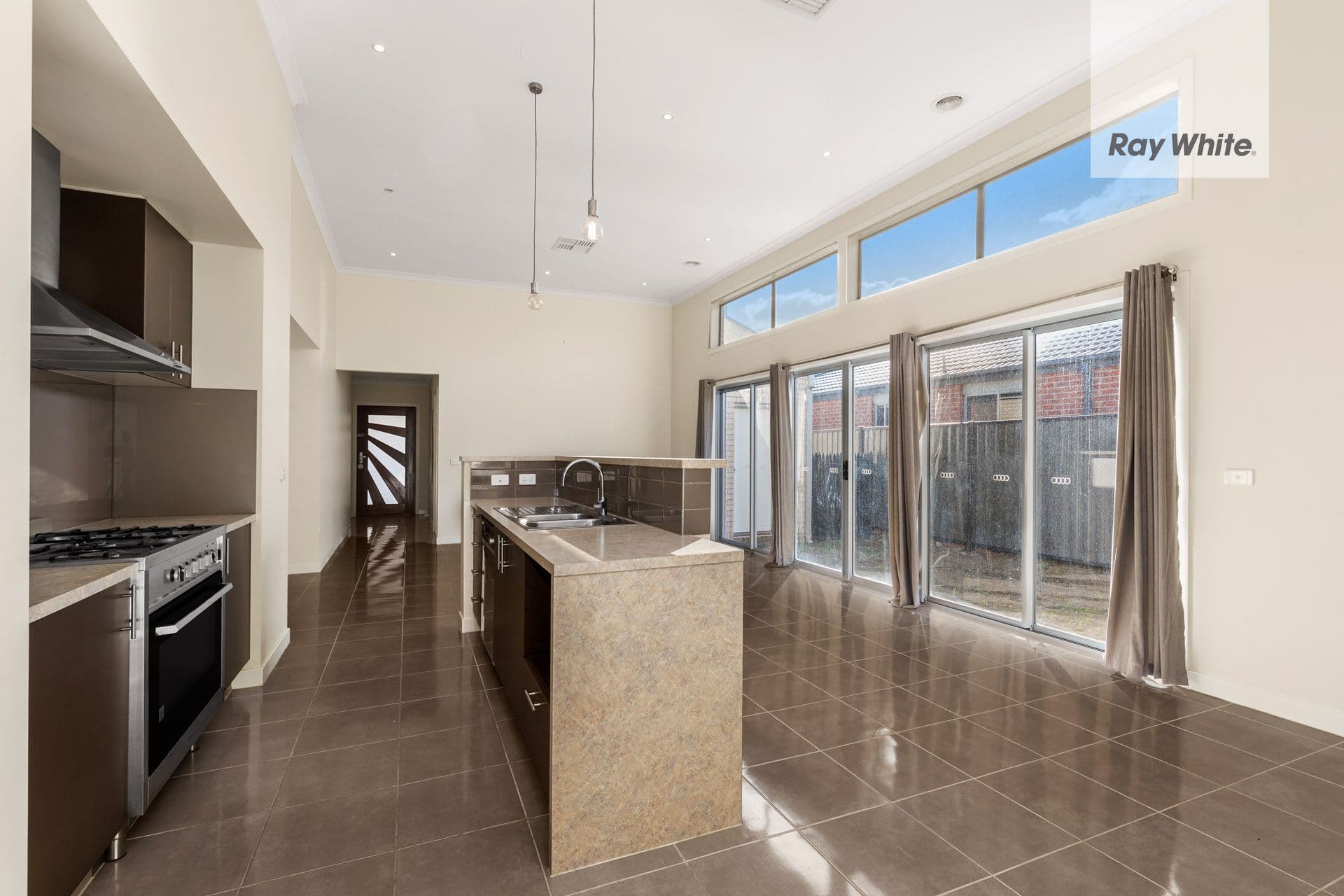 30 Gateshead Street, Craigieburn VIC 3064, Craigieburn - Thumbnail 2
