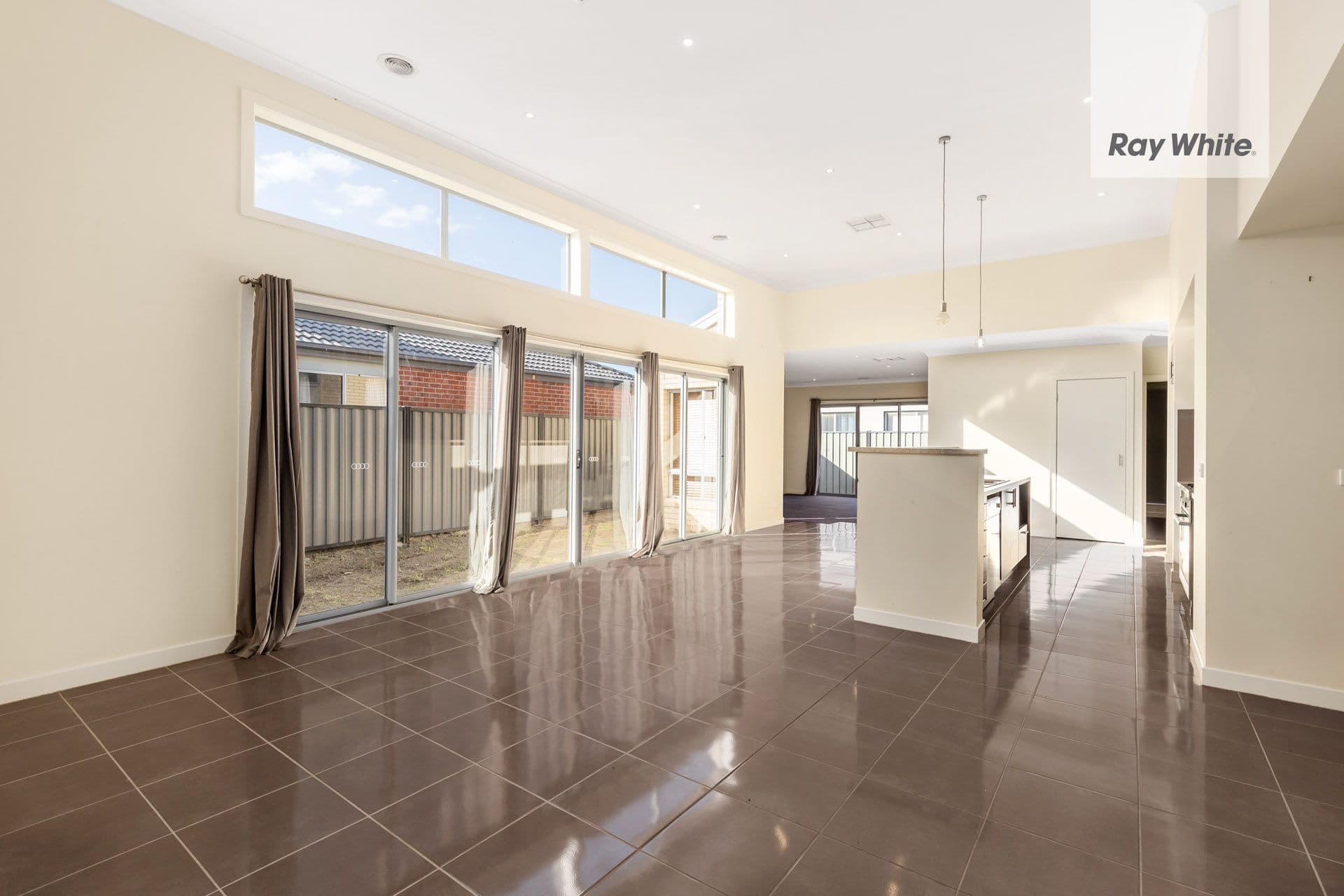 30 Gateshead Street, Craigieburn VIC 3064, Craigieburn - Thumbnail 4
