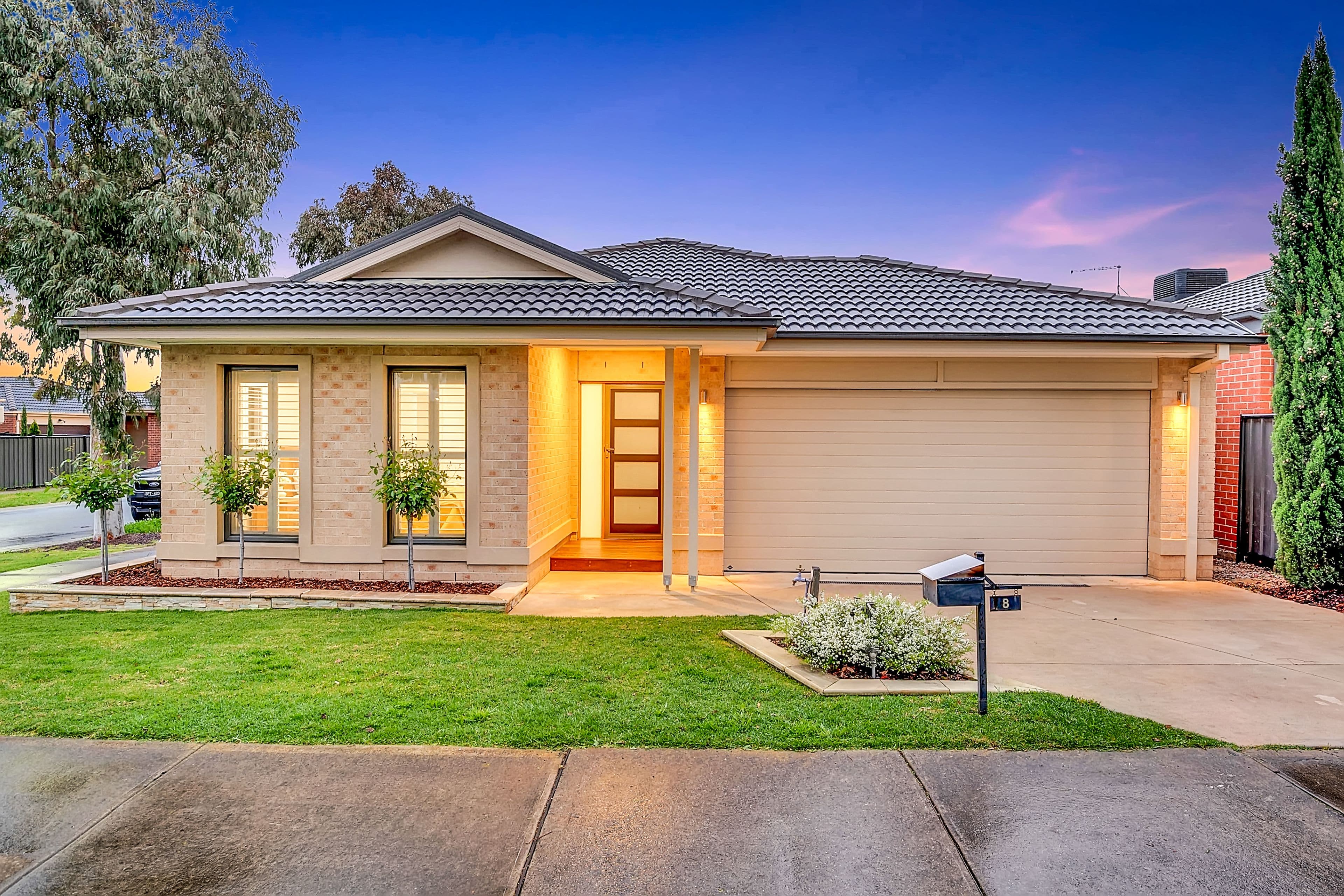8 Maloney Avenue, Craigieburn VIC 3064, Craigieburn - Image 1