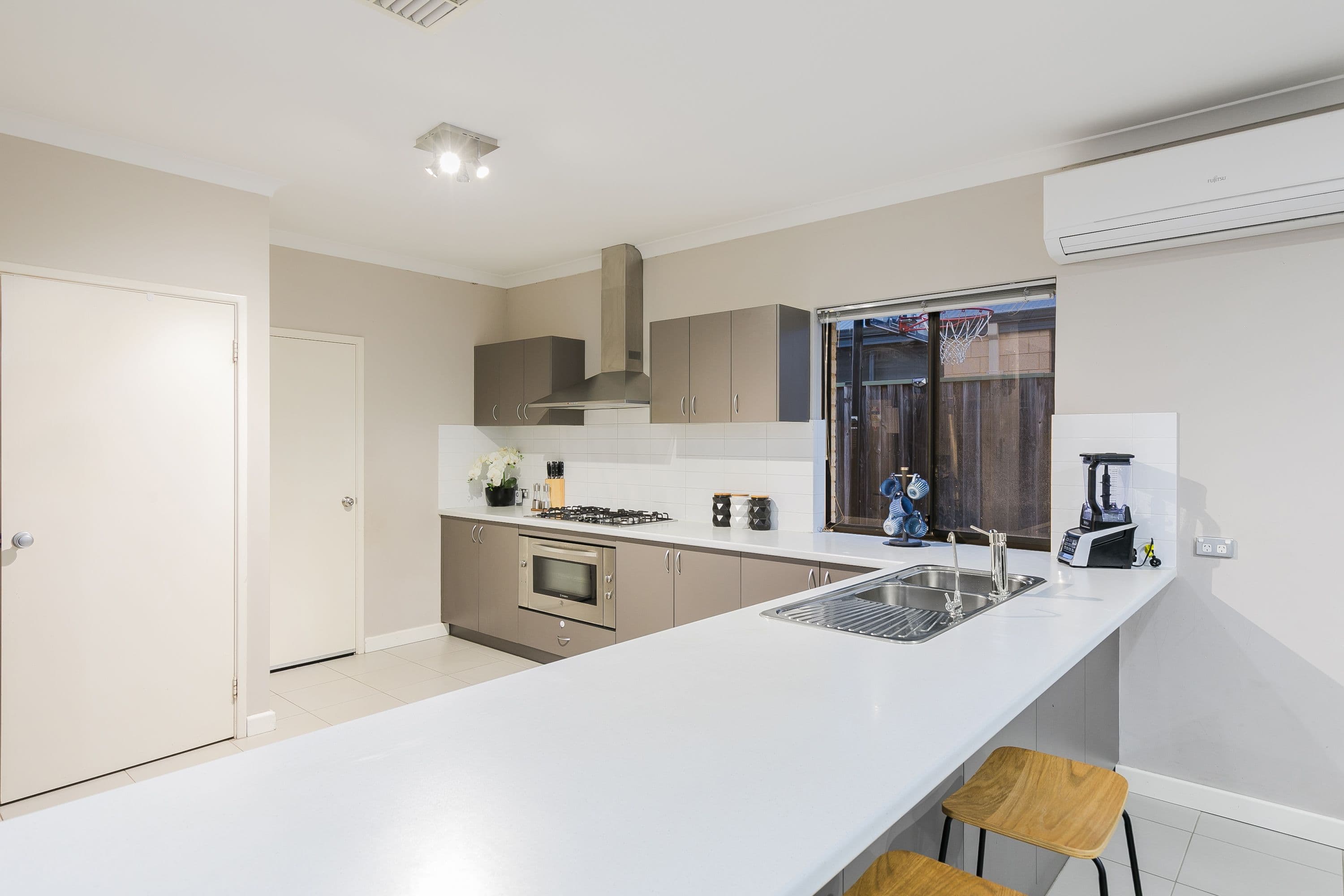 34 Sunstone Drive, Wellard WA 6170, Wellard - Thumbnail 4