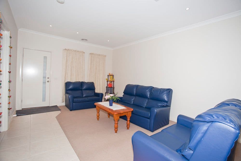 7 Runecrest Terrace, EPPING VIC 3076, Epping - Thumbnail 2