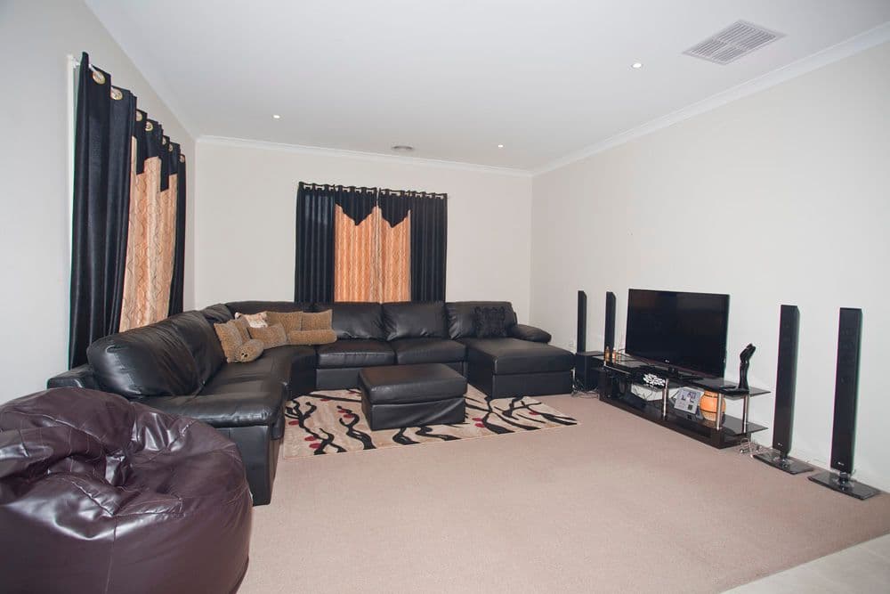 7 Runecrest Terrace, EPPING VIC 3076, Epping - Thumbnail 4