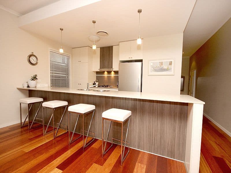 11 Agnes Street, MORNINGSIDE QLD 4170, Morningside - Image 1