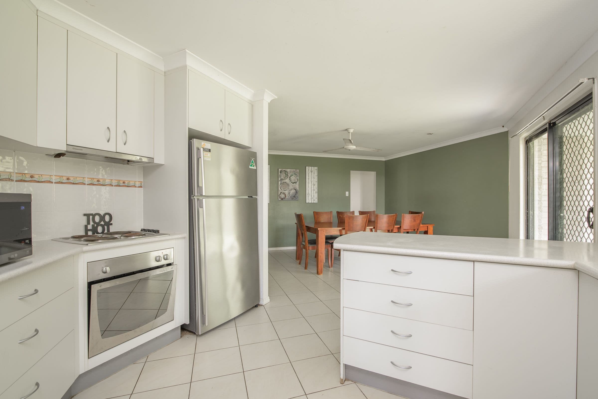 88 Col Brown Avenue, Clinton QLD 4680, Clinton - Thumbnail 5