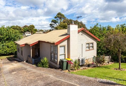 22 Belton Street, Acton, Acton - Image 1