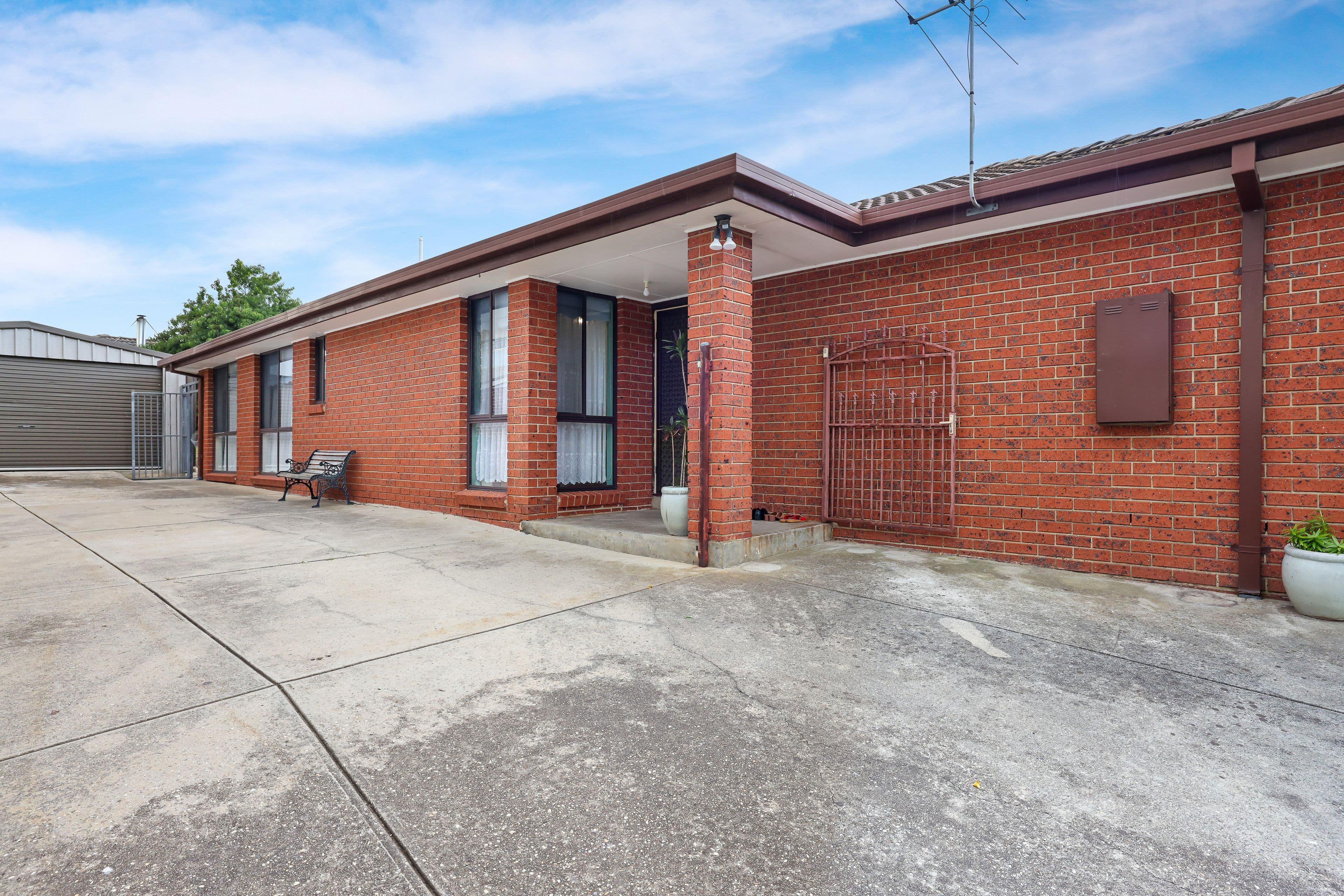 7 Rocklands Rise, Meadow Heights VIC 3048, Meadow Heights - Thumbnail 2