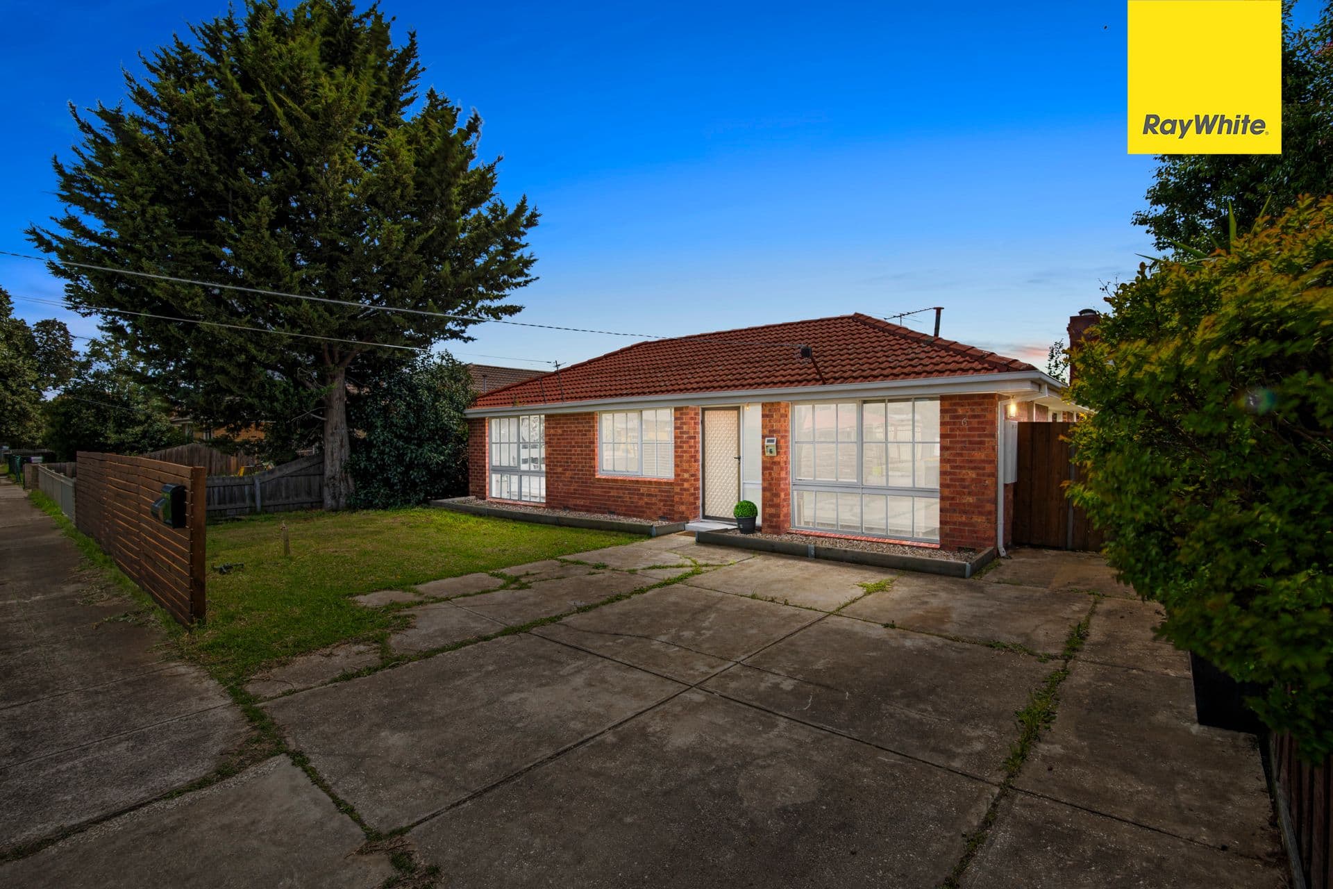 6 Second Avenue, Melton South VIC 3338, Melton South - Thumbnail 2