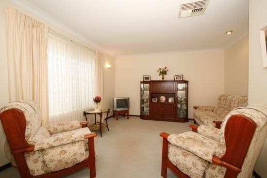 247 Summerlakes Parade, BALLAJURA WA 6066, Ballajura - Thumbnail 2
