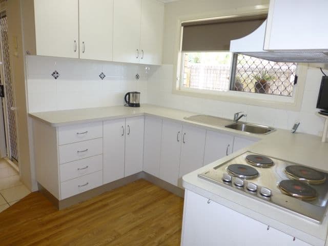 12 Meero Street, SOUTH MACKAY QLD 4740, South Mackay - Thumbnail 6