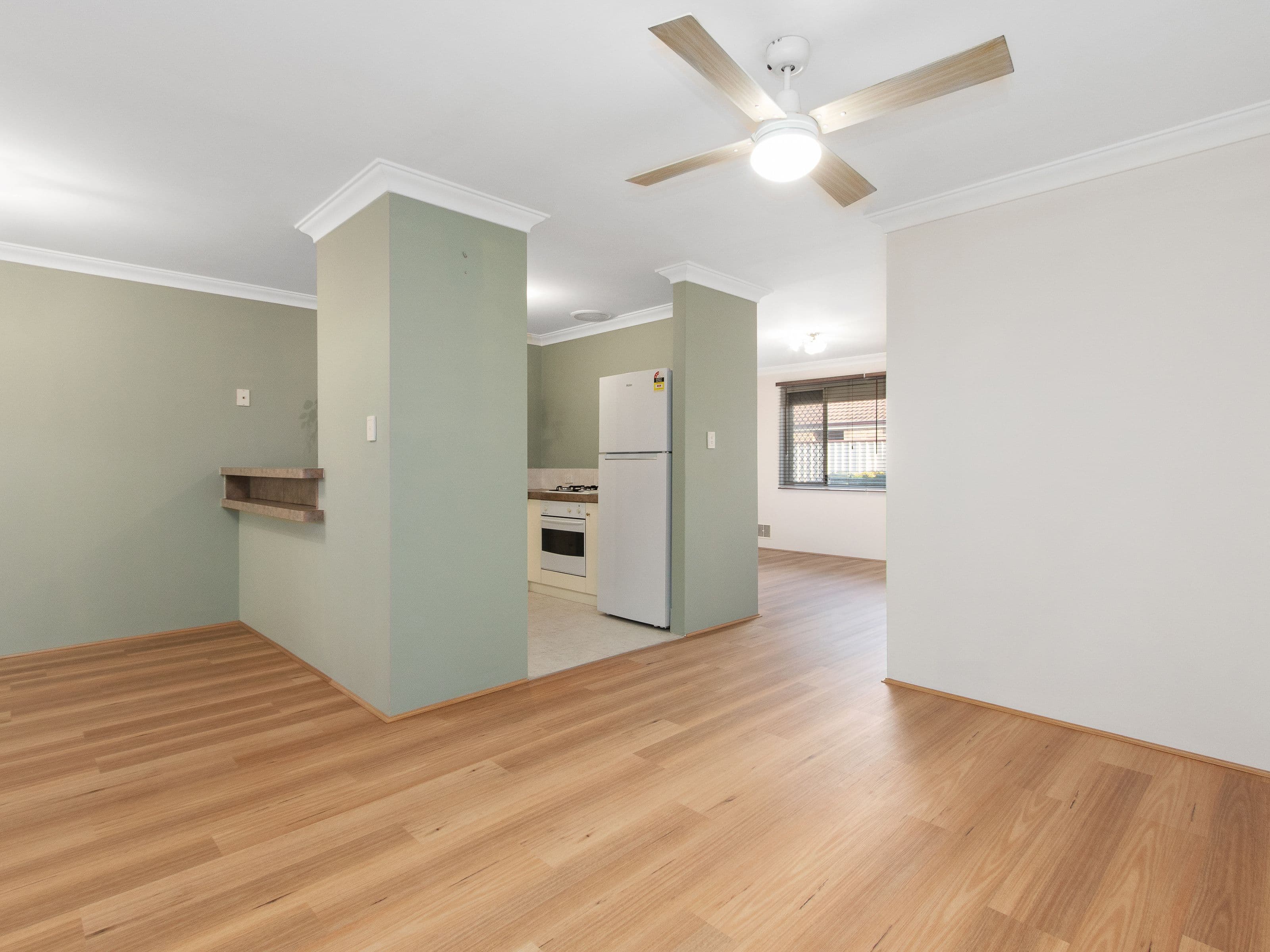 6 Lansing Street, Queens Park WA 6107, Queens Park - Thumbnail 8