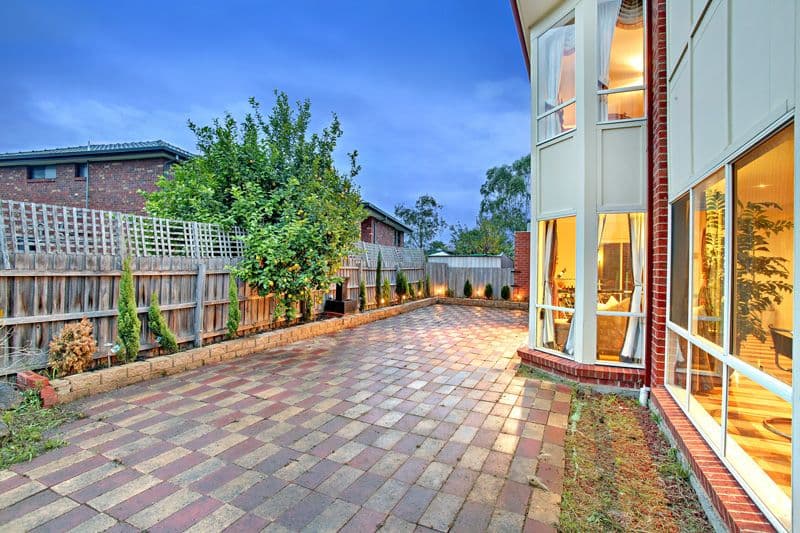 5 Garden Grove Drive, MILL PARK VIC 3082, Mill Park - Thumbnail 8