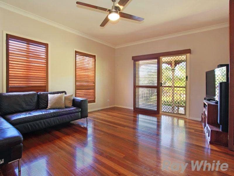 3 Redford Crescent, McDowall QLD 4053, McDowall - Thumbnail 2