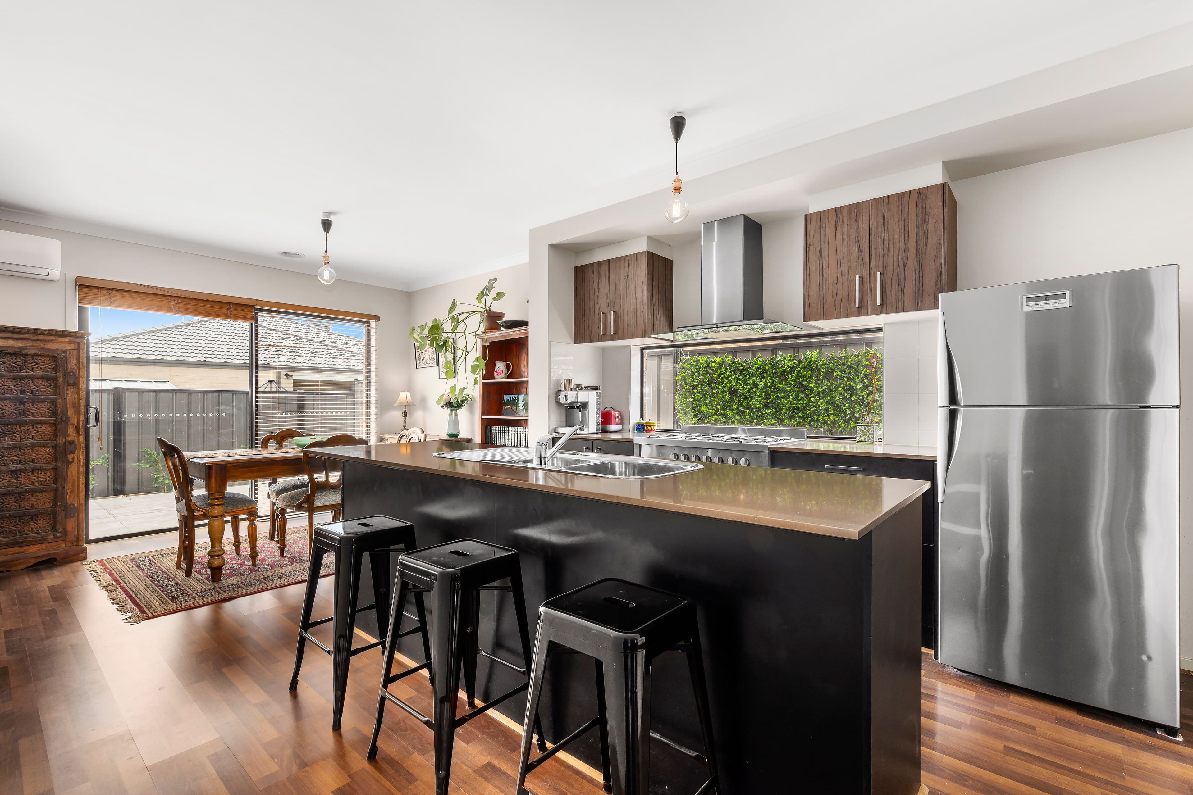 6 Cloughs Road, Mernda VIC 3754, Mernda - Thumbnail 2