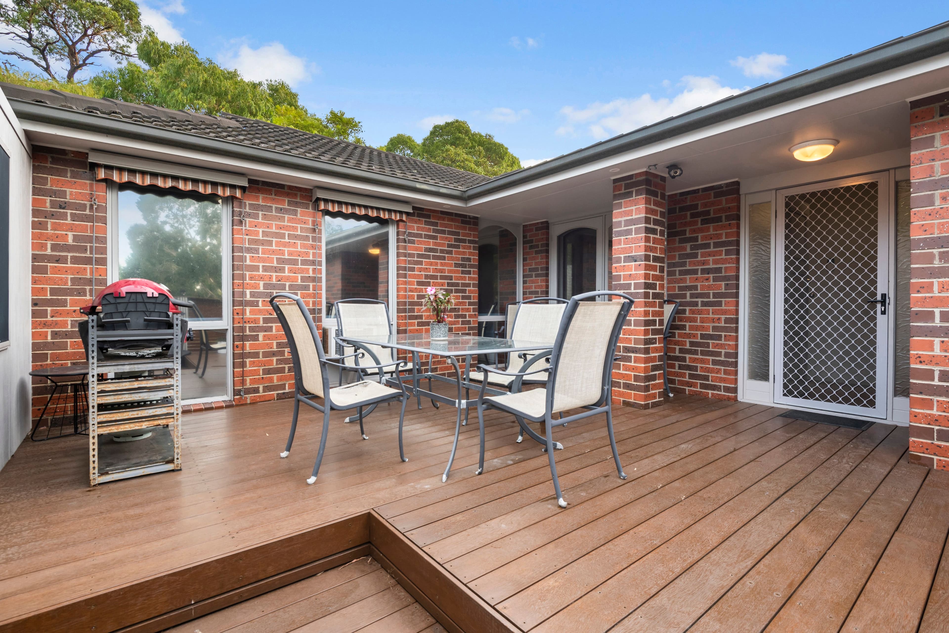 14 Willow Road, Frankston VIC 3199, Frankston - Thumbnail 2