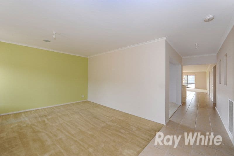 14 Southgate Drive, BERWICK VIC 3806, Berwick - Thumbnail 5