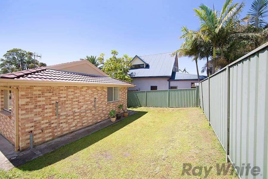 130 Scenic Drive, Budgewoi - Thumbnail 3
