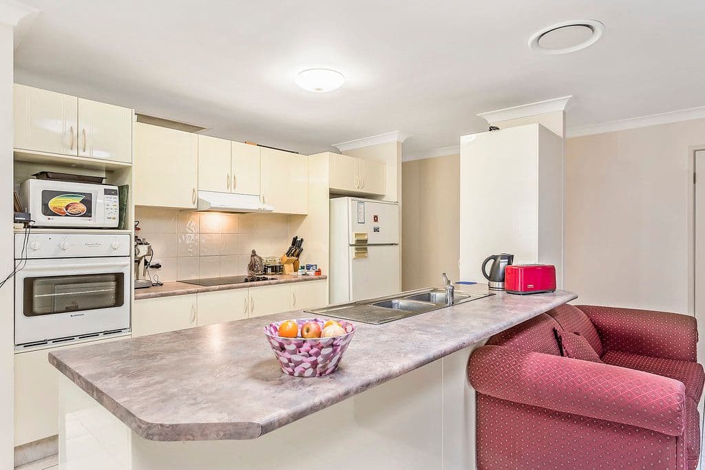 12 Madeline Street, Mudgeeraba QLD 4213, Mudgeeraba - Thumbnail 3