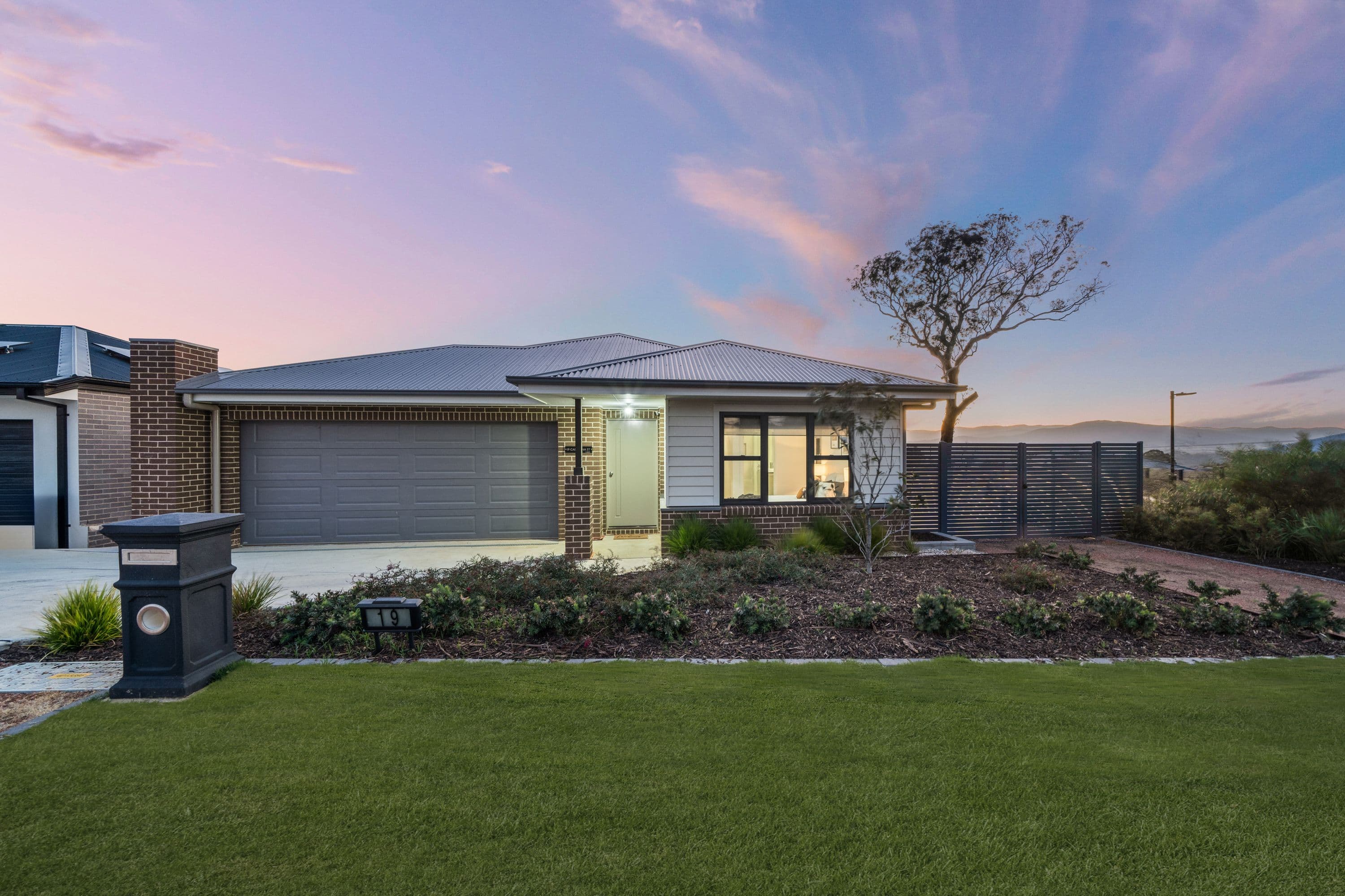19 Castagna Street, STRATHNAIRN ACT 2615, Strathnairn - Image 1