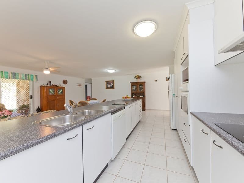 51 Newton Drive, BEERWAH QLD 4519, Beerwah - Thumbnail 2
