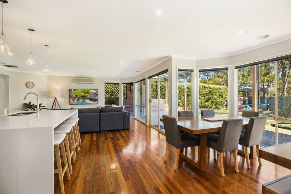 6 Brogden Court, Rowville VIC 3178, Rowville - Thumbnail 3
