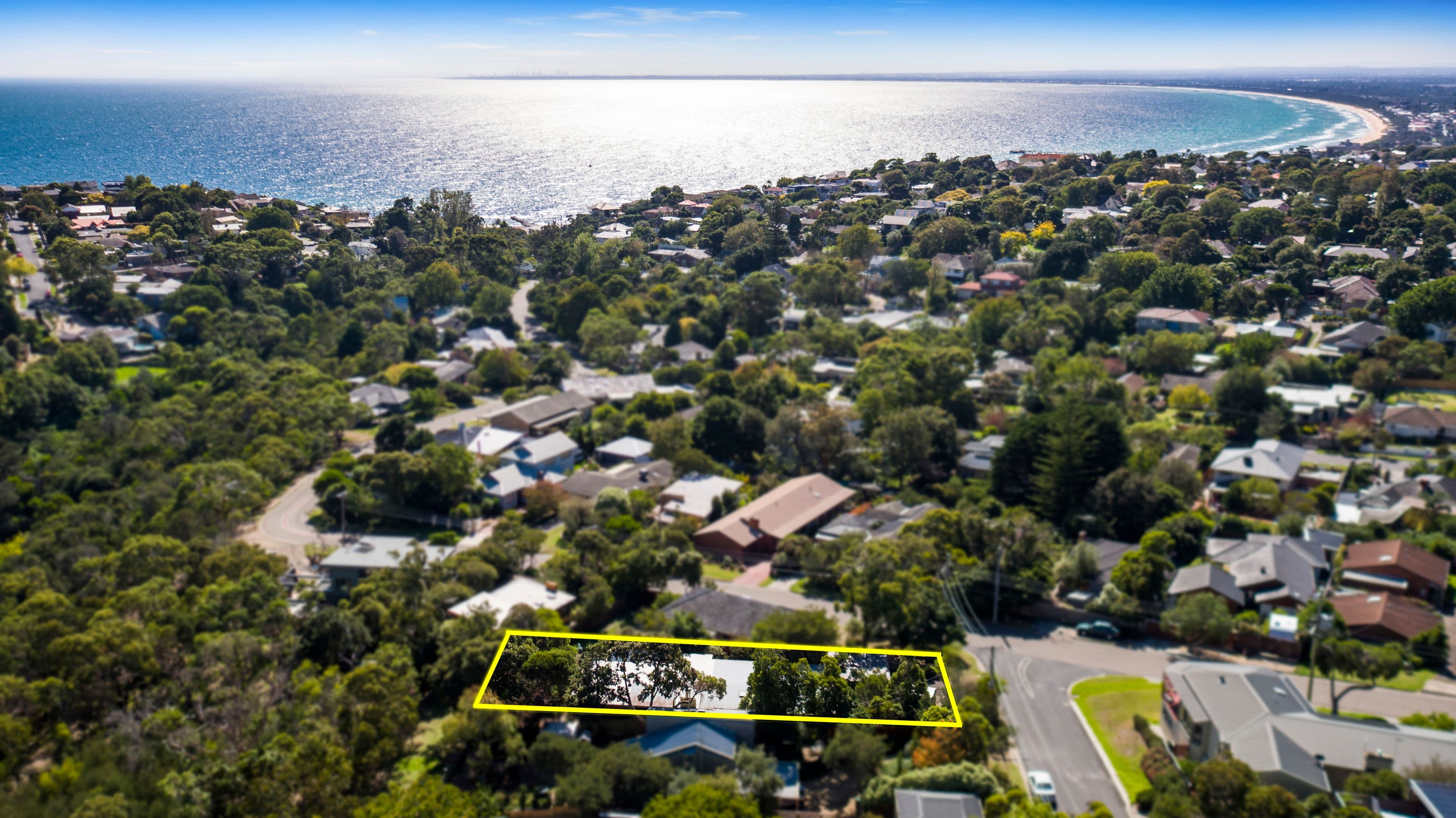 2 Harcourt Avenue, Frankston South VIC 3199, Frankston South - Thumbnail 2