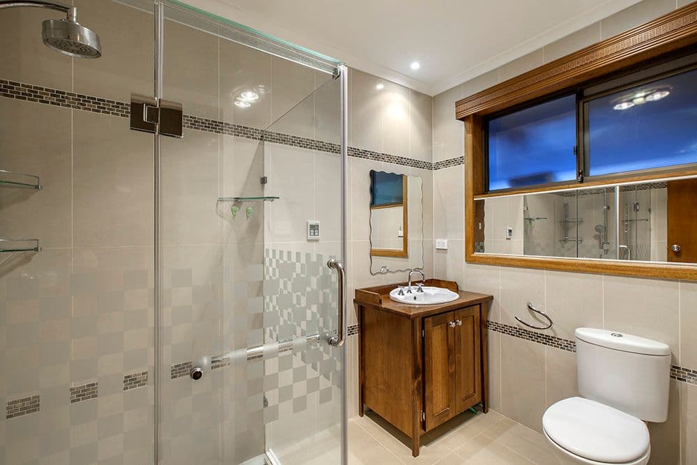 47 Winston Drive, DONCASTER VIC 3108, Doncaster - Thumbnail 6