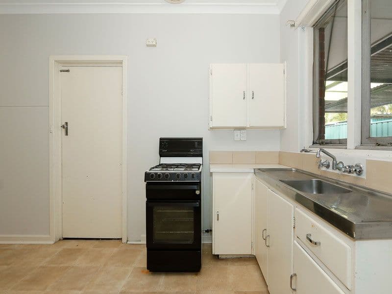 110 Walderton Avenue, Balga WA 6061, Balga - Thumbnail 7