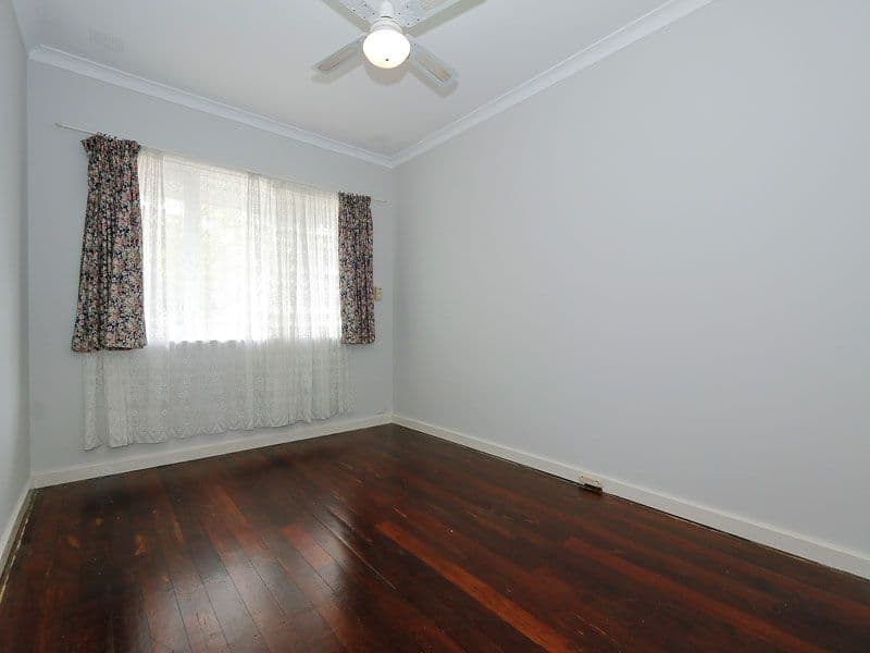 110 Walderton Avenue, Balga WA 6061, Balga - Thumbnail 8