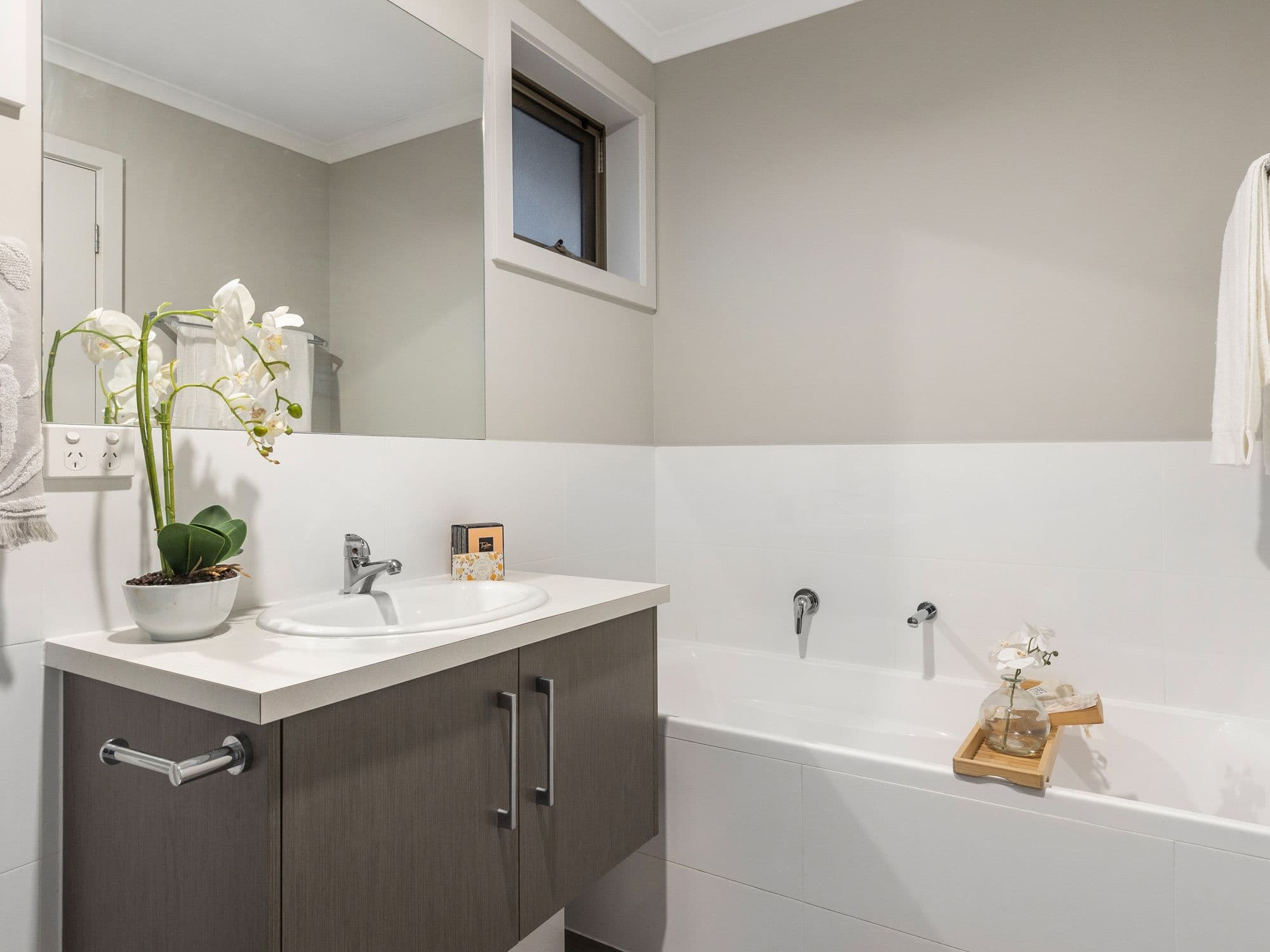 9 Simeon Crescent, Morphett Vale SA 5162, Morphett Vale - Thumbnail 4
