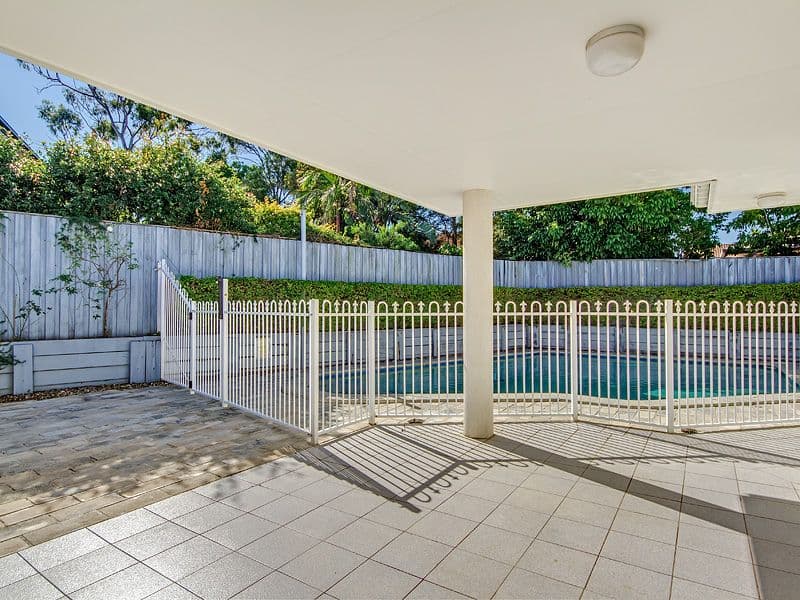 24 Collingwood Avenue, ROBINA QLD 4226, Robina - Thumbnail 3