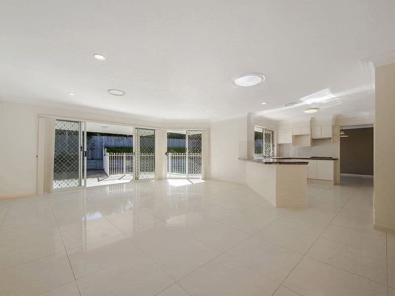 24 Collingwood Avenue, ROBINA QLD 4226, Robina - Thumbnail 5