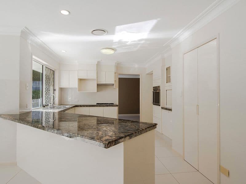 24 Collingwood Avenue, ROBINA QLD 4226, Robina - Thumbnail 7
