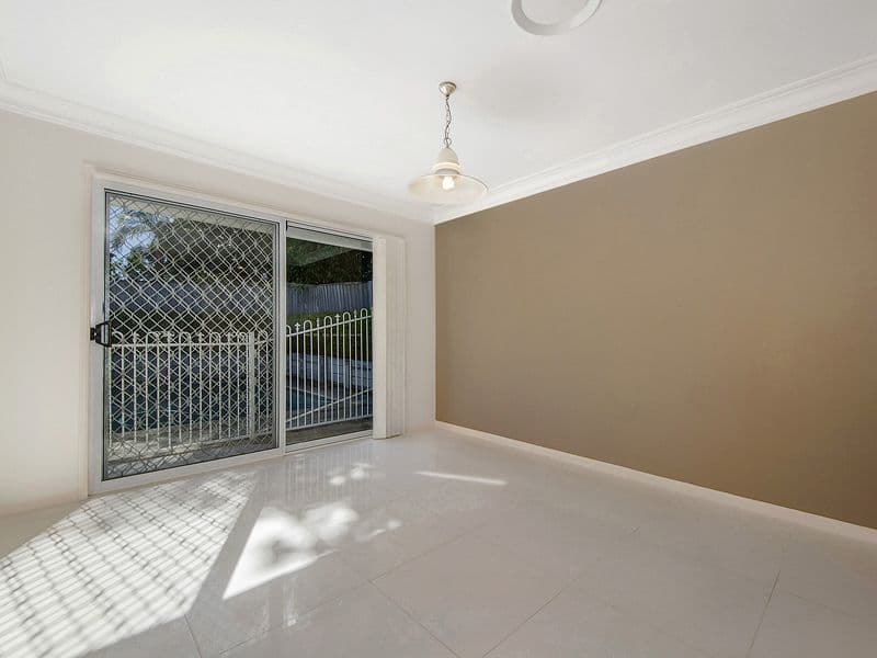 24 Collingwood Avenue, ROBINA QLD 4226, Robina - Thumbnail 8