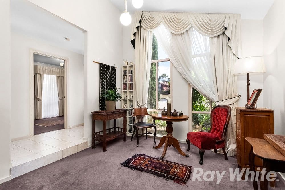 30 Robinson Drive, Burwood East VIC 3151, Burwood East - Thumbnail 2