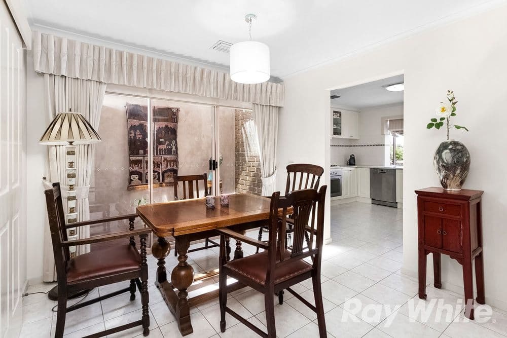 30 Robinson Drive, Burwood East VIC 3151, Burwood East - Thumbnail 4