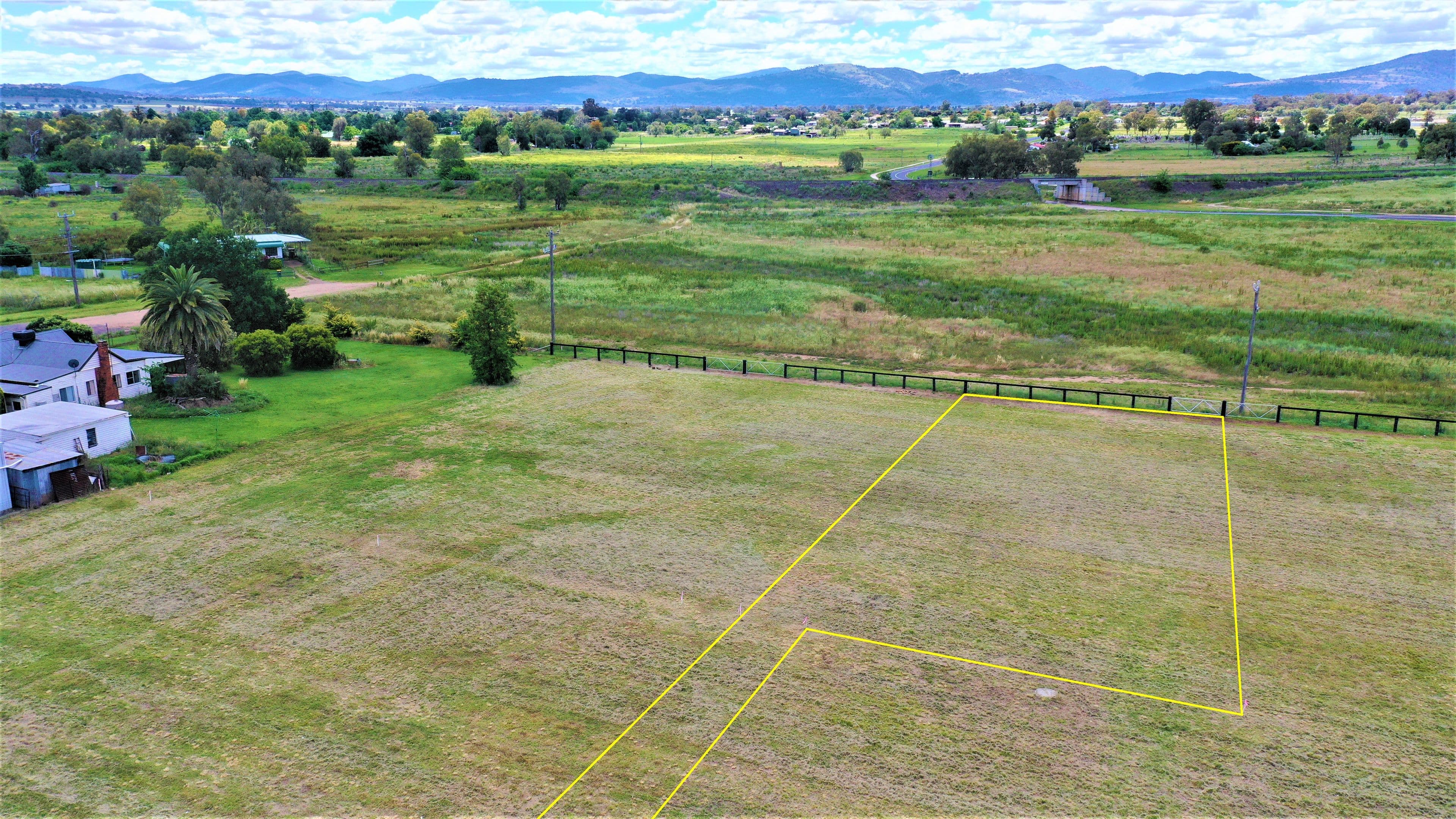 27 Robey Avenue, Quirindi NSW 2343, Quirindi - Thumbnail 3