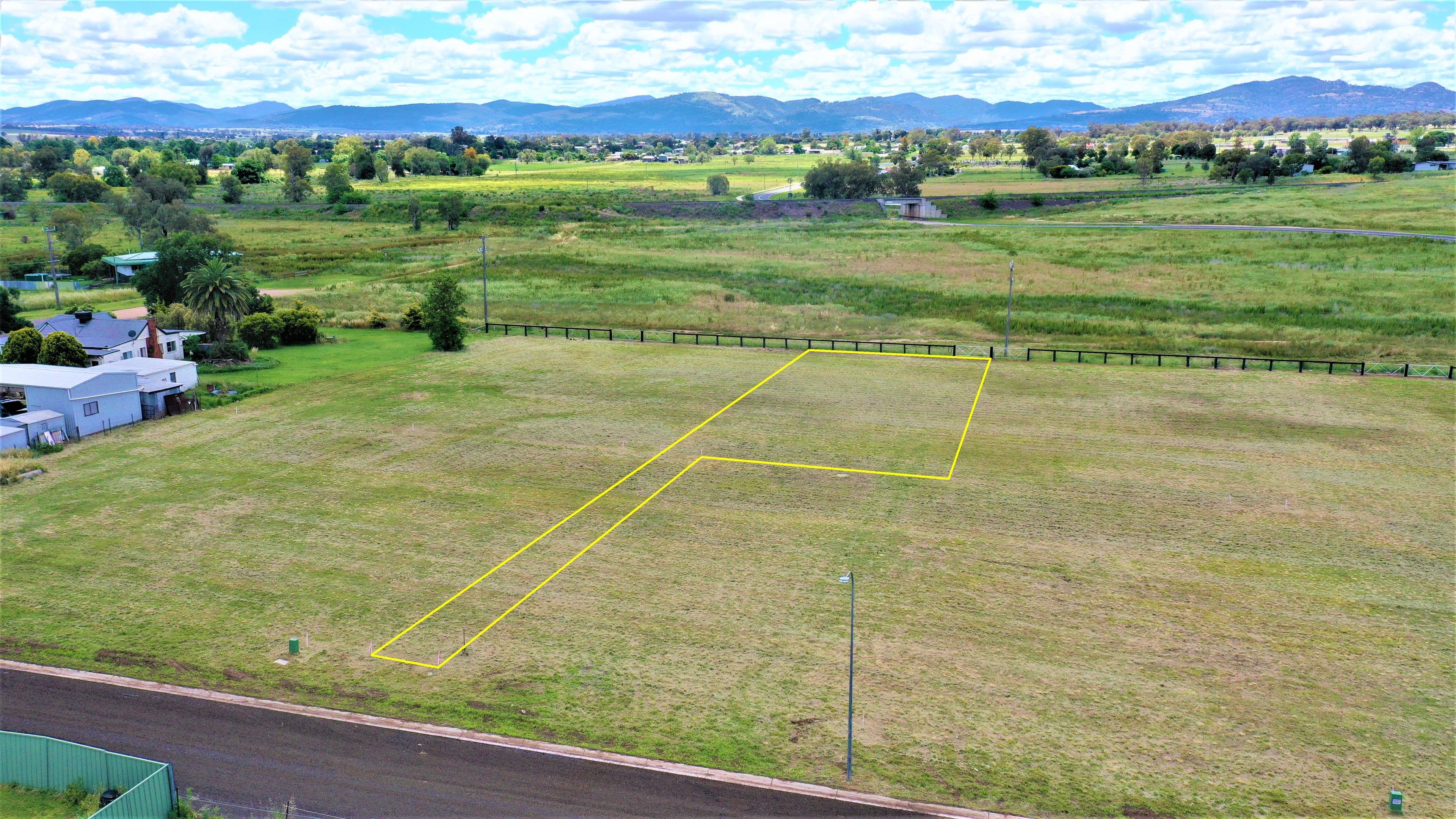 27 Robey Avenue, Quirindi NSW 2343, Quirindi - Thumbnail 4