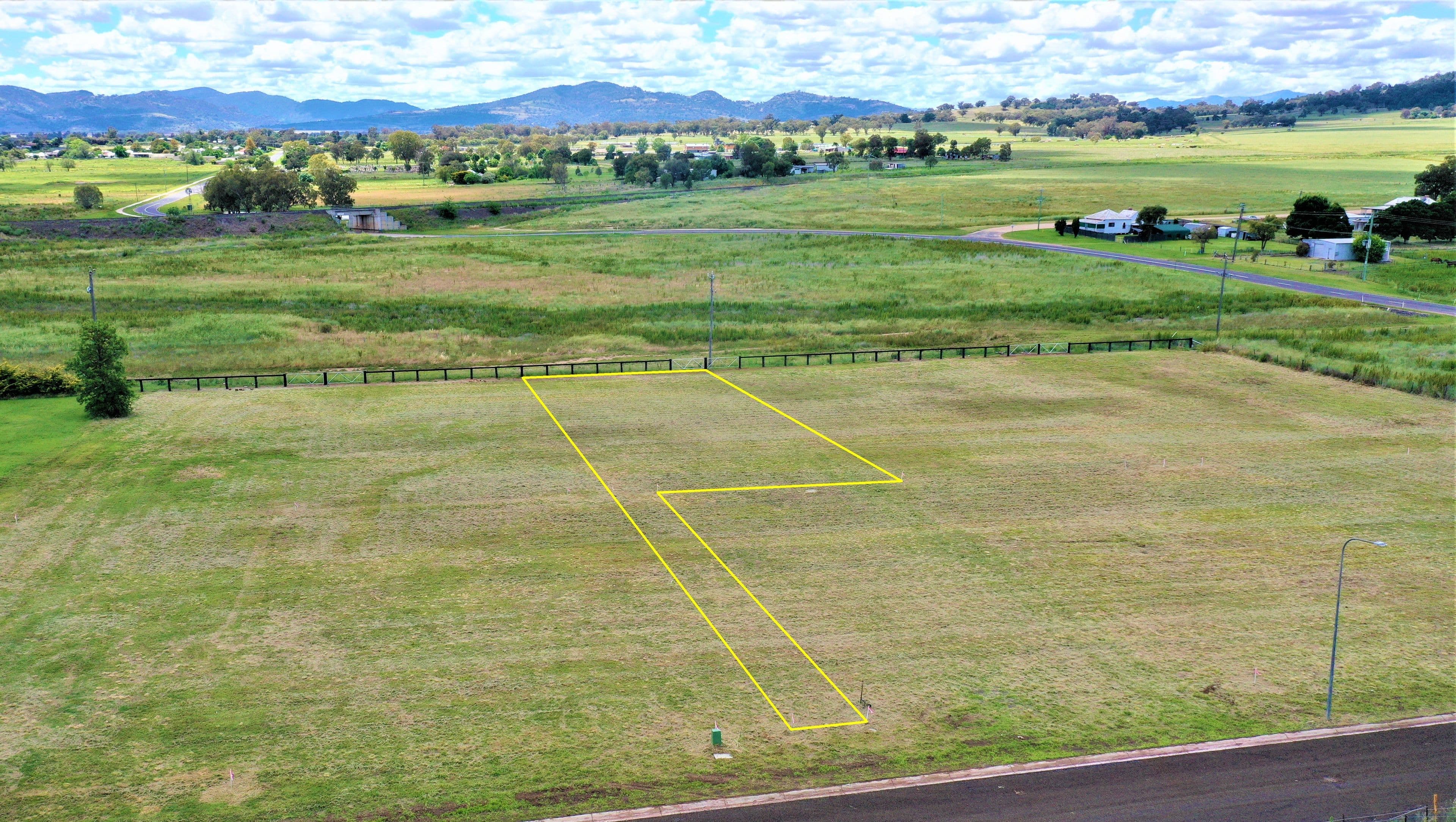27 Robey Avenue, Quirindi NSW 2343, Quirindi - Thumbnail 5