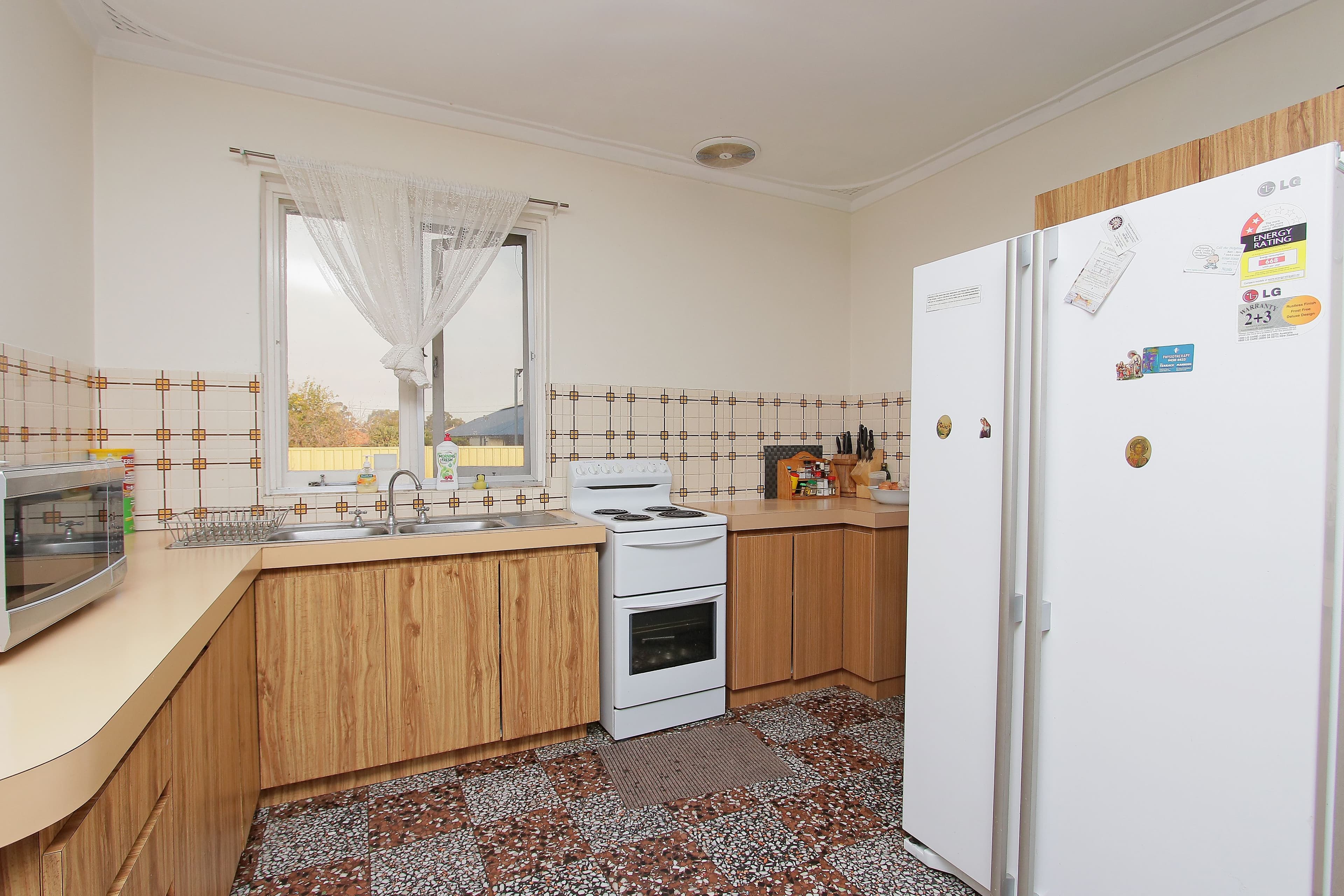 81 Crawshaw Crescent, GLENROY NSW 2640, Glenroy - Thumbnail 6