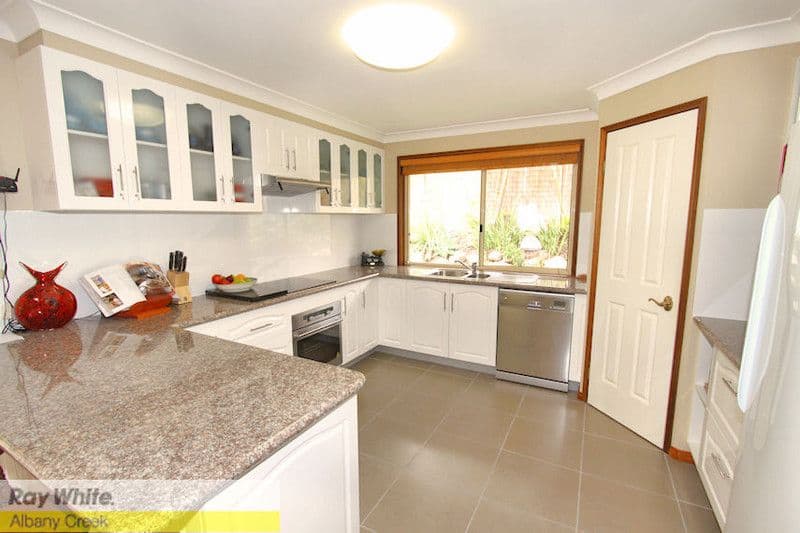 17 Oakmont Crescent, ALBANY CREEK QLD 4035, Albany Creek - Thumbnail 7