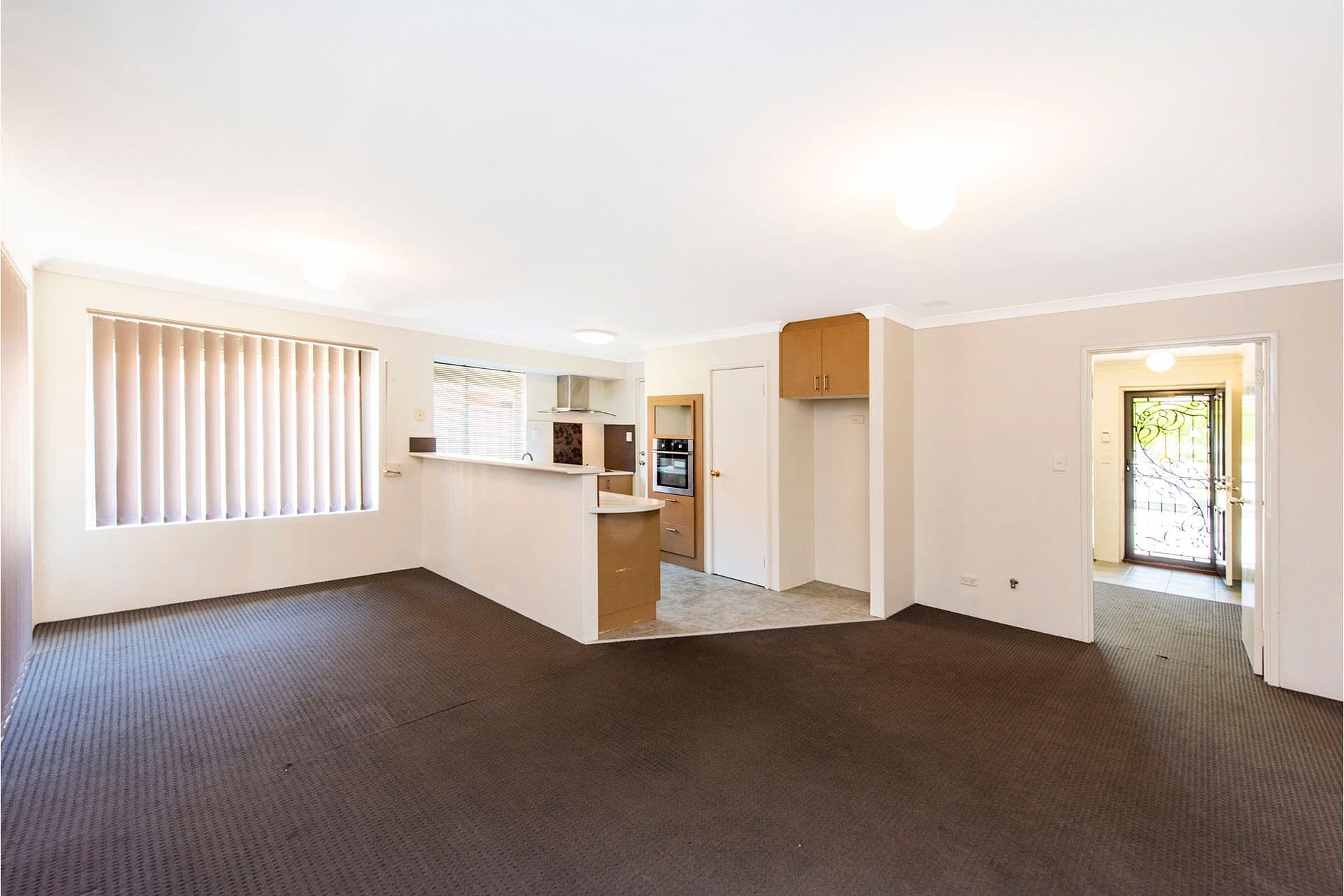 26 Courtland Crescent, Redcliffe WA 6104, Redcliffe - Thumbnail 3