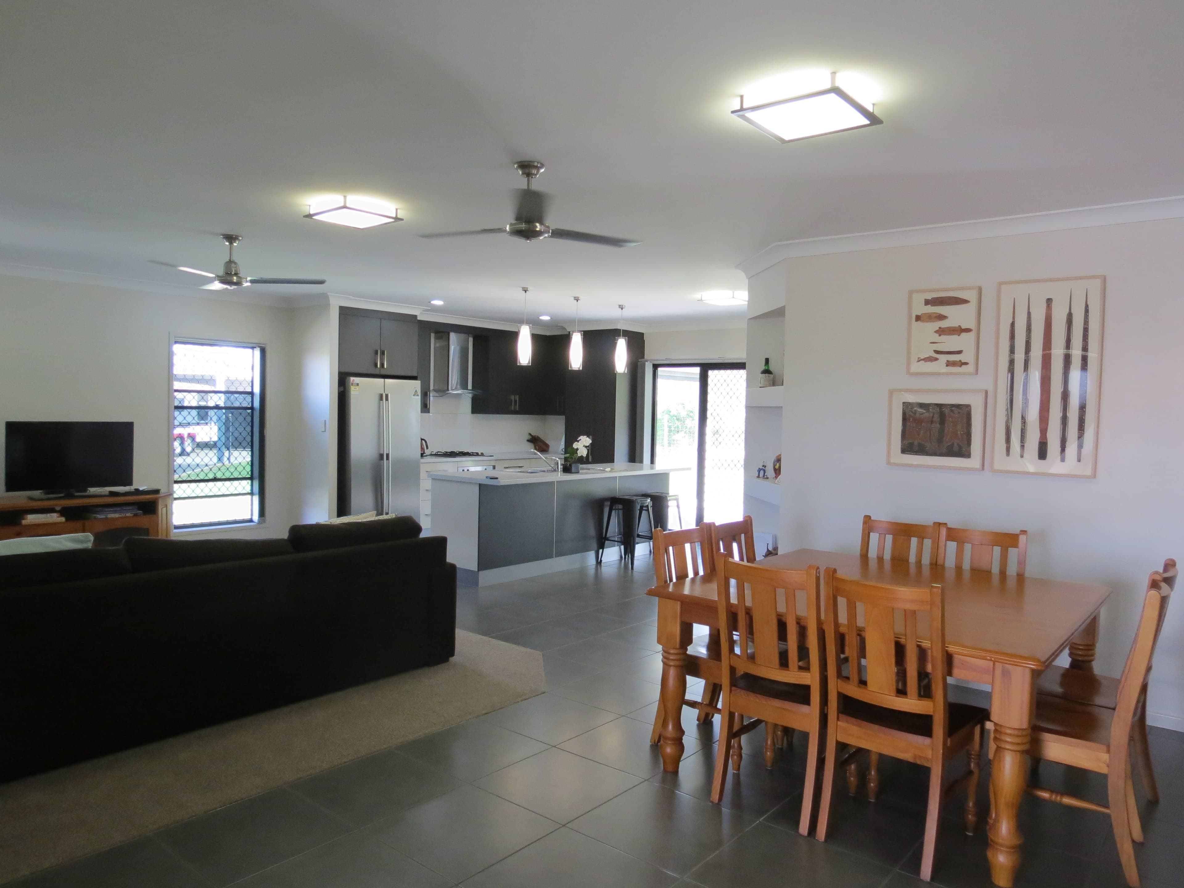 23 Newman Drive, Emerald QLD 4720, Emerald - Thumbnail 2