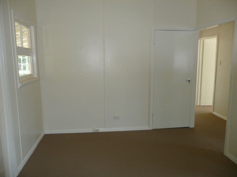 2 Kia-Ora Street, VIRGINIA QLD 4014, Virginia - Thumbnail 3