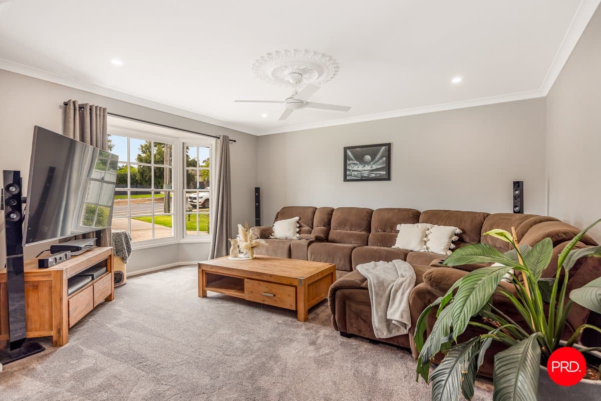 114 McIvor Road, KENNINGTON VIC 3550, Kennington - Thumbnail 2