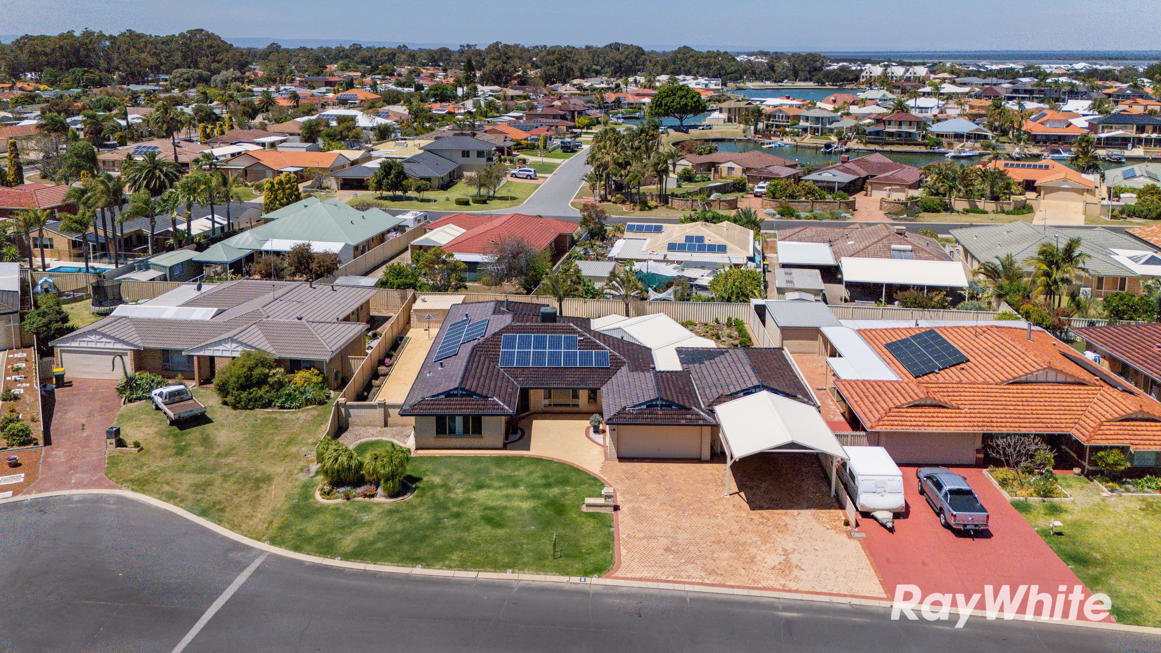 6 Pallinup Place, Dudley Park WA 6210, Dudley Park - Thumbnail 3