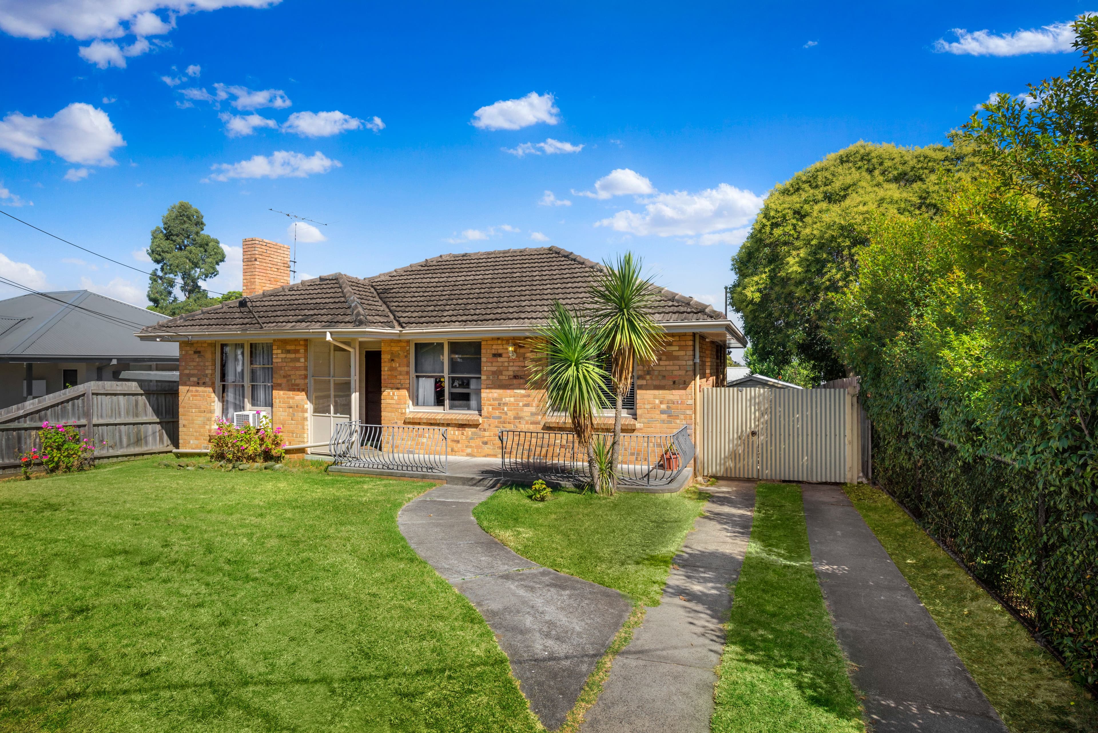 53 Bamfield Road, Heidelberg Heights VIC 3081, Heidelberg Heights - Thumbnail 2