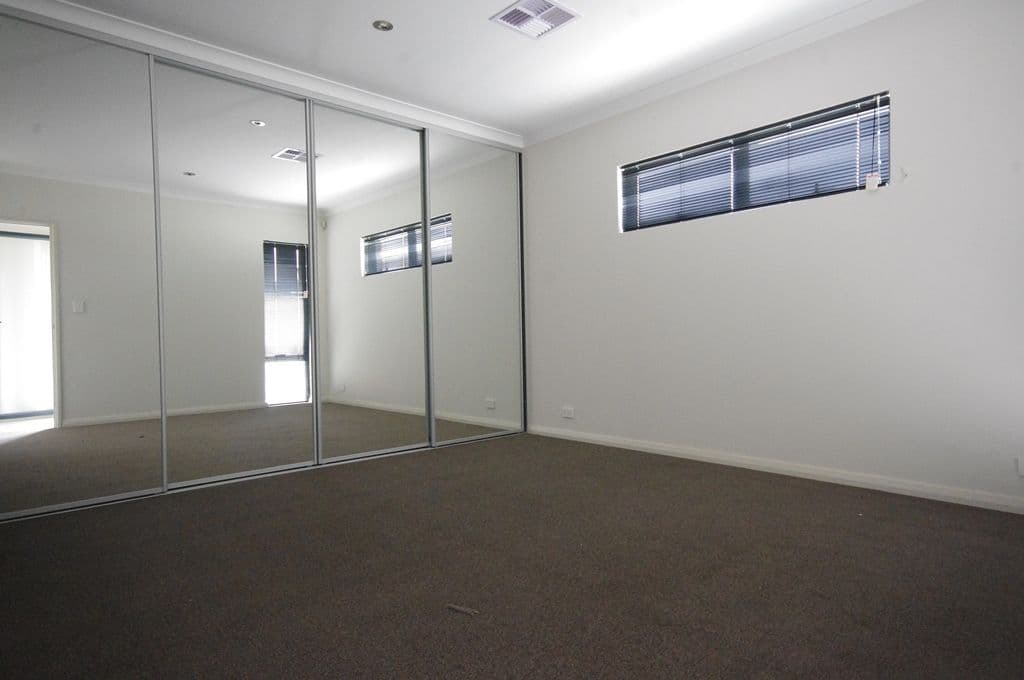 6b Welburn Street, Nollamara WA 6061, Nollamara - Thumbnail 4
