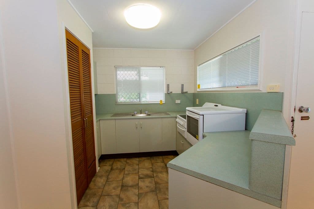 10 Chauncy Crescent, DOUGLAS QLD 4814, Douglas - Thumbnail 3