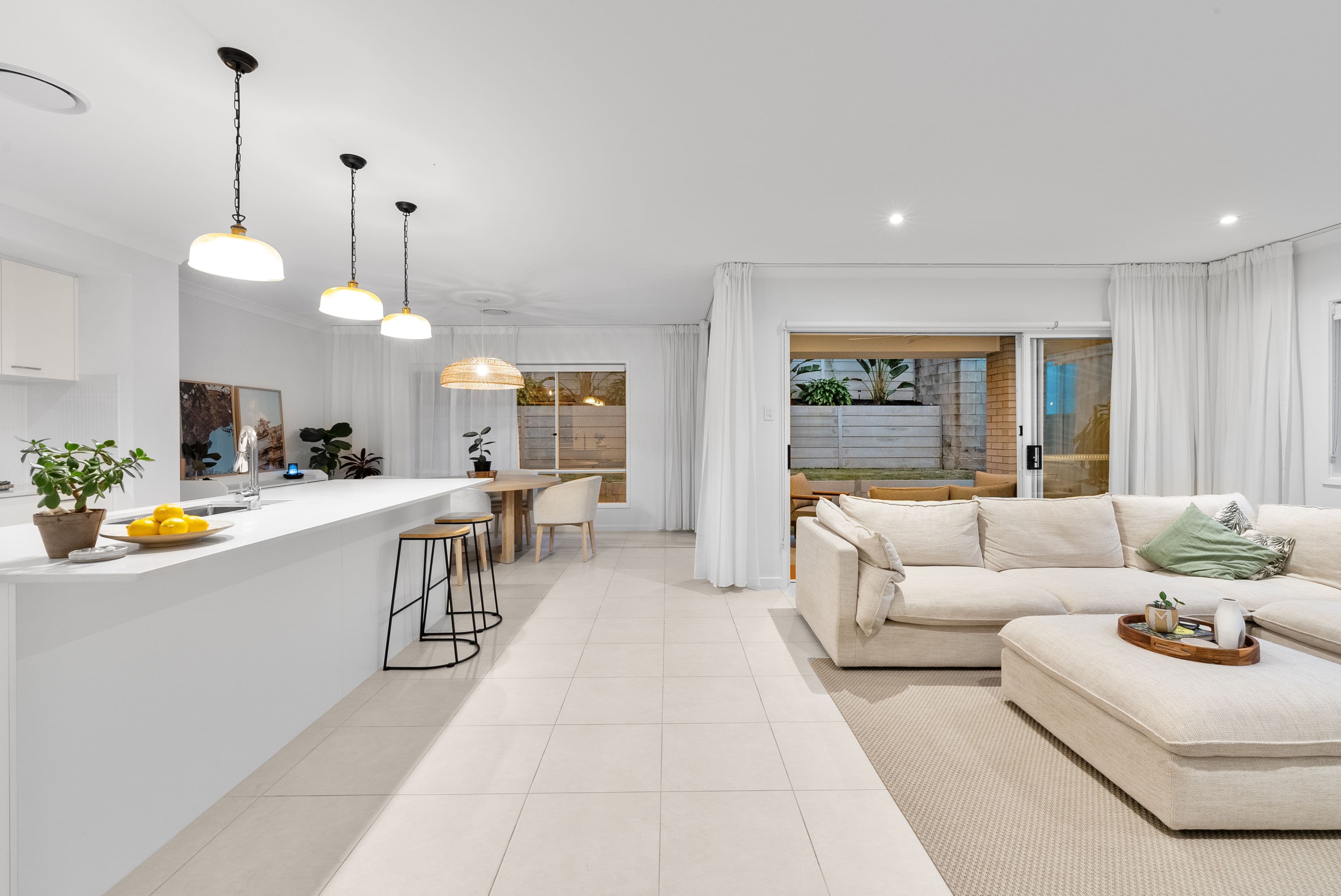 15 Crusoe Street, Coomera QLD 4209, Coomera - Thumbnail 5